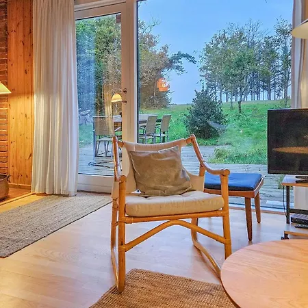 Three-bedroom In Dom wakacyjny Spottrup